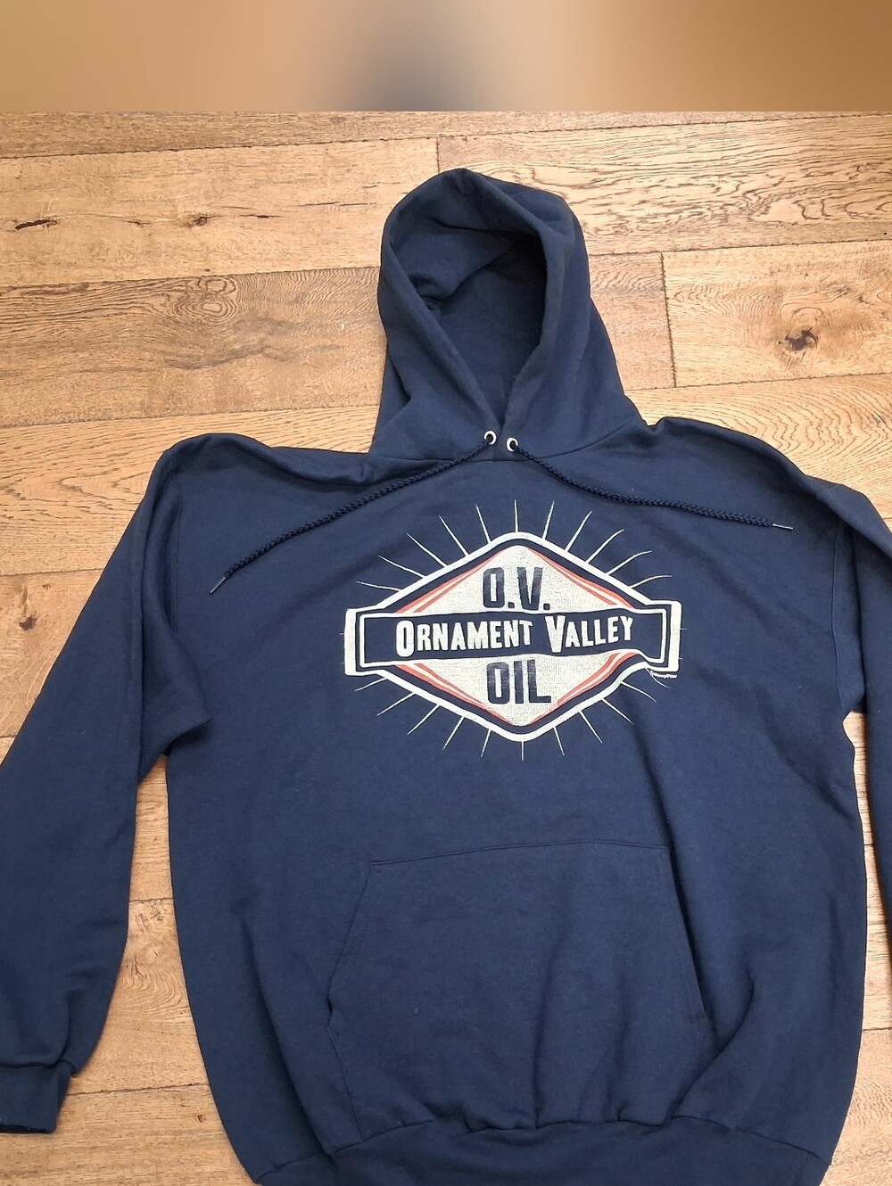 Disney Pixar CARS Land Radiator Springs Ornament Valley Oil Sweatshirt Men's XL